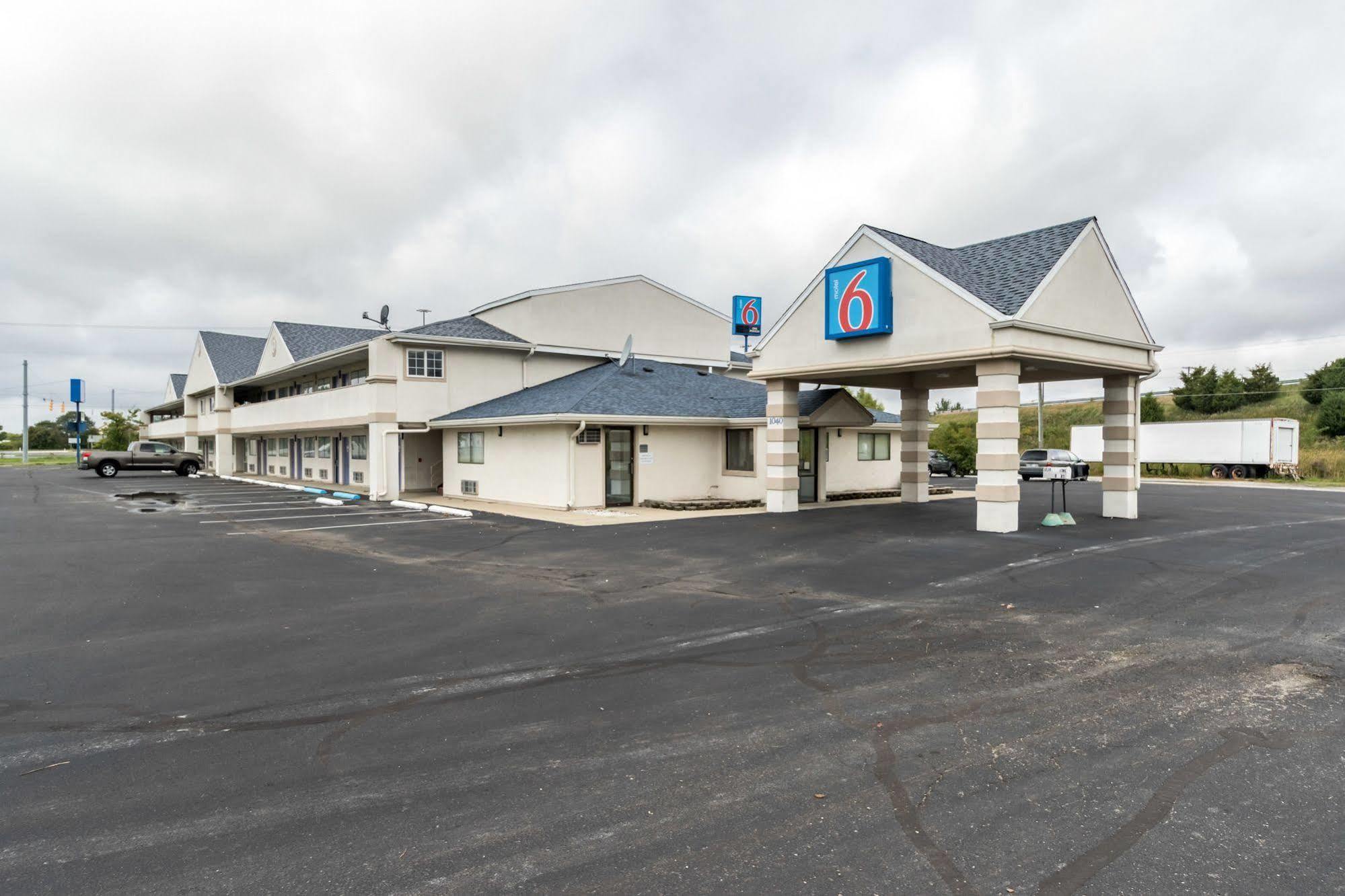 Motel 6-Crawfordsville, In エクステリア 写真